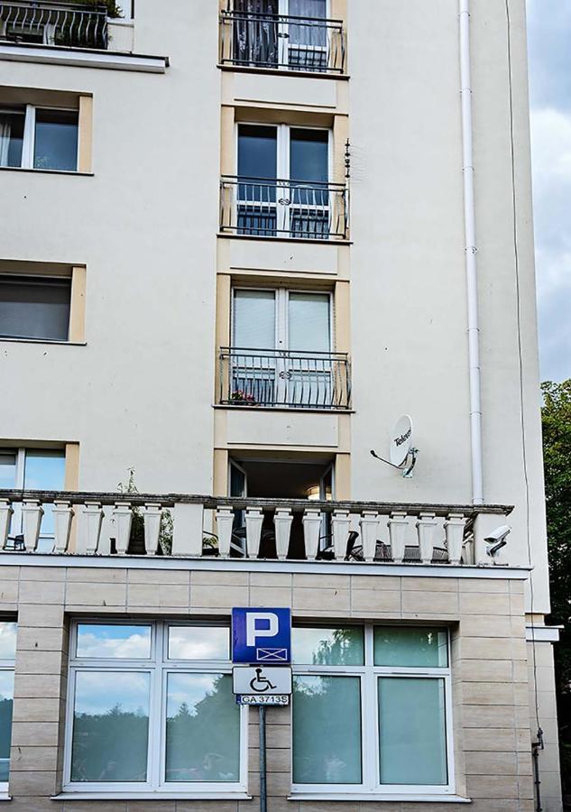 Apartament Sunset Boulevard Z Tarasem Dla 4 Gosci غدينيا المظهر الخارجي الصورة